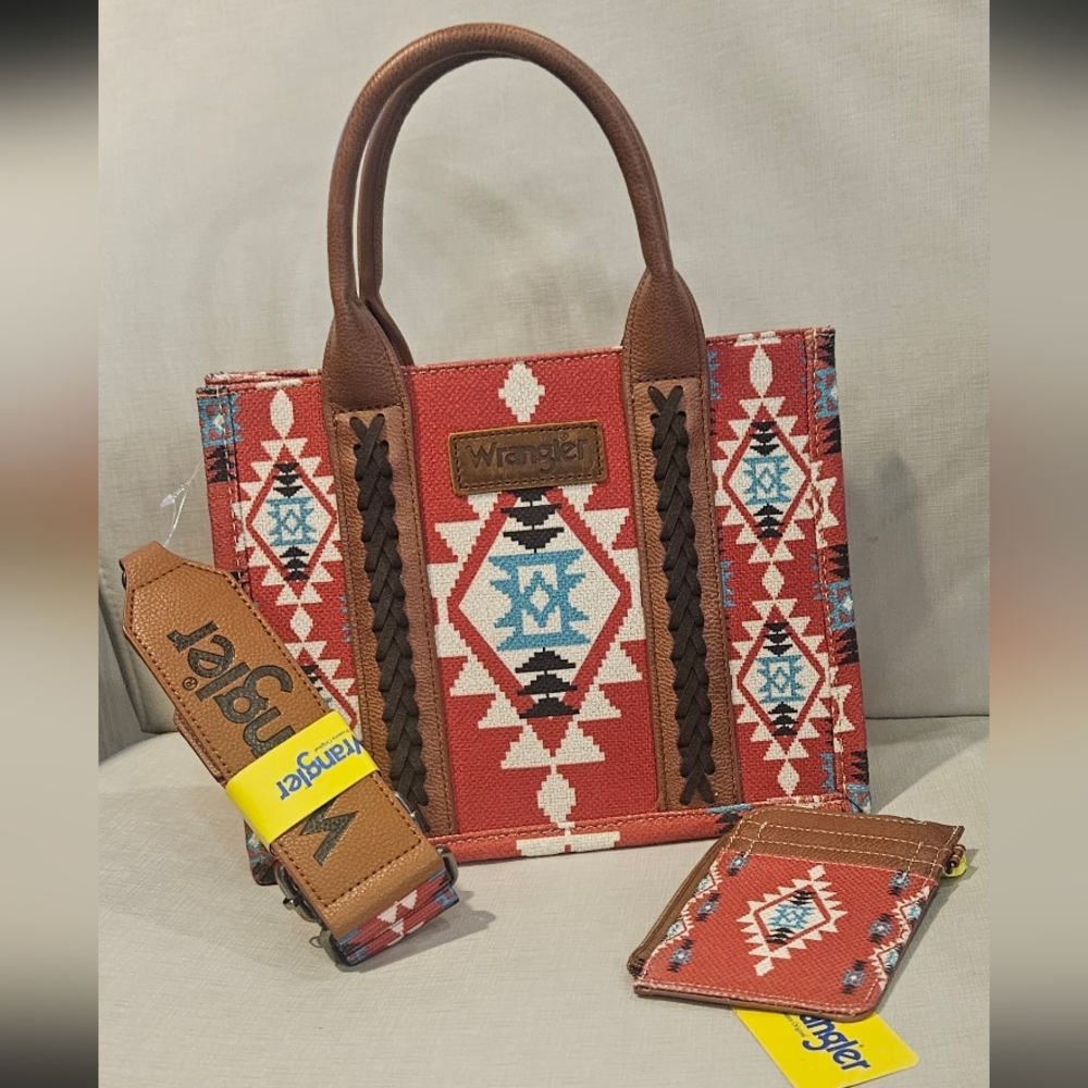 Wrangler Southwestern Print Canvas Tote Bag And Card Holder
